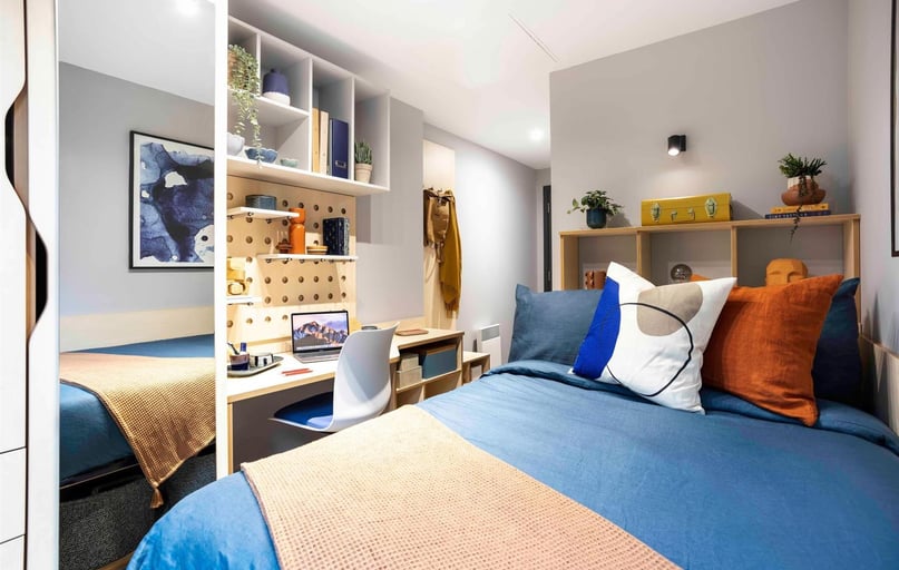 University Road, City Centre, Belfast - Image 1